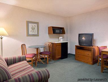 Elkins Inn And Suites Cameră foto
